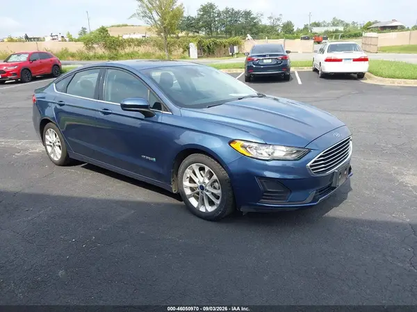 3FA6P0LU5KR149517 — 2019 Ford Fusion, Естественный износ (Normal Wear & Tear), фото до ремонта