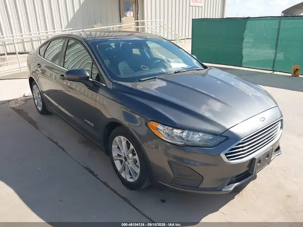 3FA6P0LUXKR190838 — 2019 Ford Fusion, Передняя часть (Front End), фото до ремонта