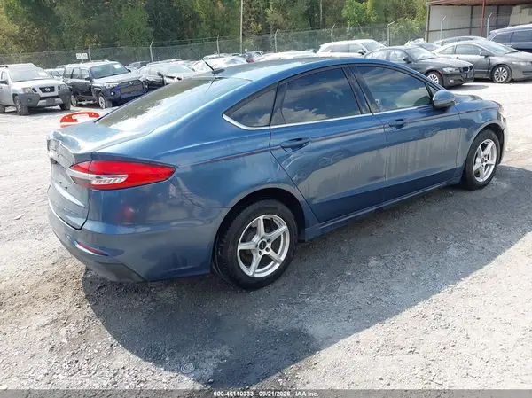 3FA6P0G77KR128897 — 2019 Ford Fusion, фото 4 с аукциона IAAI 13.10.2026, Задняя часть