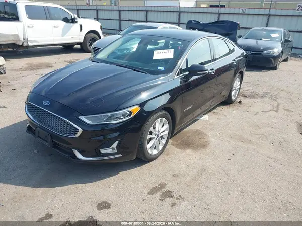 3FA6P0MU7KR253196 — 2019 Ford Fusion, фото 2 с аукциона IAAI, Задняя часть