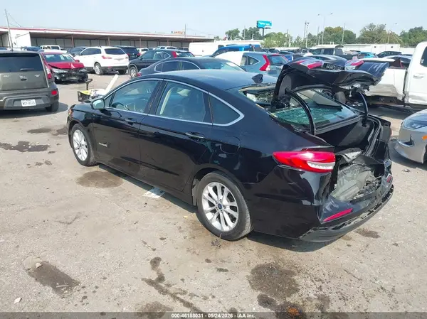 3FA6P0MU7KR253196 — 2019 Ford Fusion, фото 3 с аукциона IAAI, Задняя часть