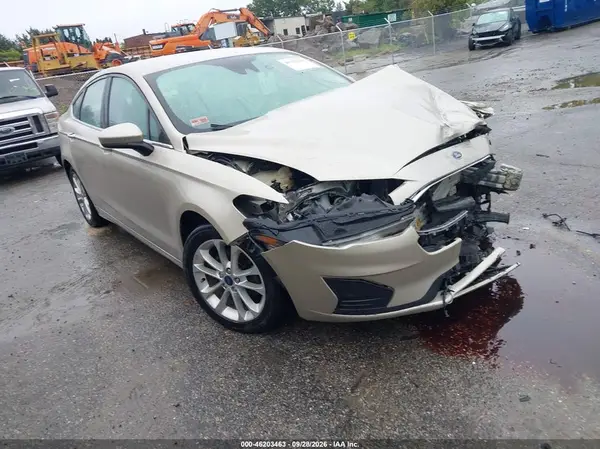3FA6P0LU9KR125303 — 2019 Ford Fusion, Передняя часть (Front End), фото до ремонта
