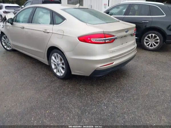 3FA6P0LU9KR125303 — 2019 Ford Fusion, фото 3 с аукциона IAAI, Передняя часть