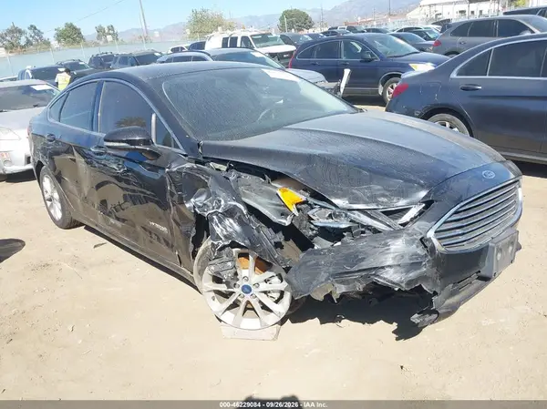 3FA6P0MU2KR148775 — 2019 Ford Fusion, Естественный износ (Normal Wear & Tear), фото до ремонта