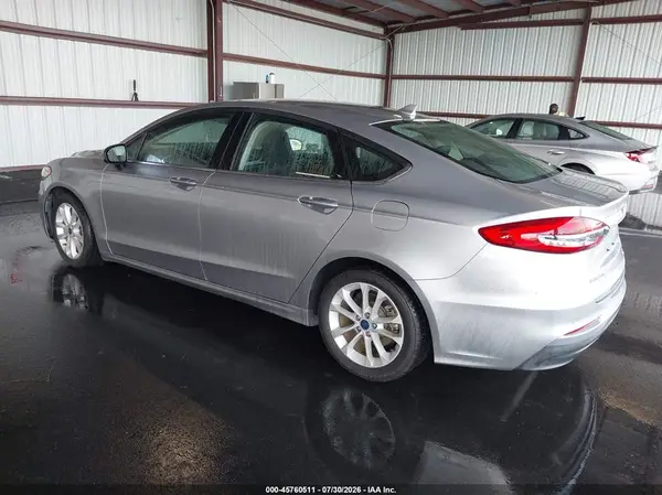 3FA6P0LU4LR263347 — 2020 Ford Fusion, фото 3 с аукциона IAAI 06.10.2026, Естественный износ
