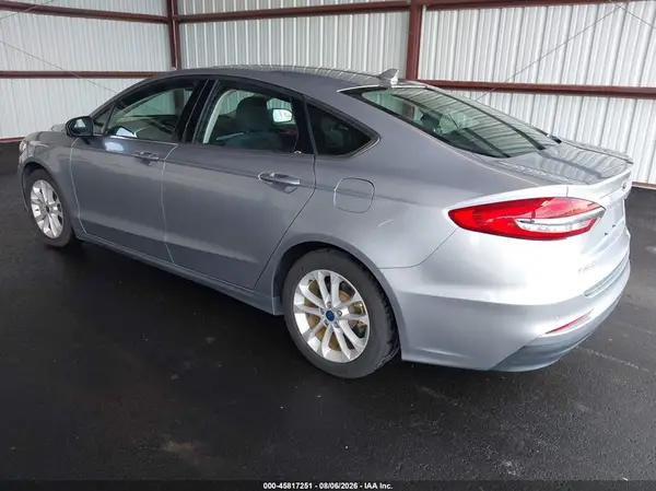 3FA6P0LU2LR264285 — 2020 Ford Fusion, фото 3 с аукциона IAAI 06.10.2026, Естественный износ