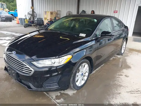 3FA6P0LU6LR262149 — 2020 Ford Fusion, фото 2 с аукциона IAAI 06.10.2026, Естественный износ