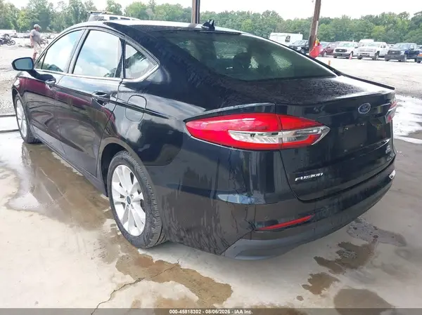 3FA6P0LU6LR262149 — 2020 Ford Fusion, фото 3 с аукциона IAAI 06.10.2026, Естественный износ