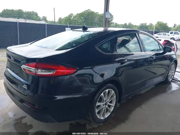 3FA6P0LU6LR262149 — 2020 Ford Fusion, фото 4 с аукциона IAAI 06.10.2026, Естественный износ