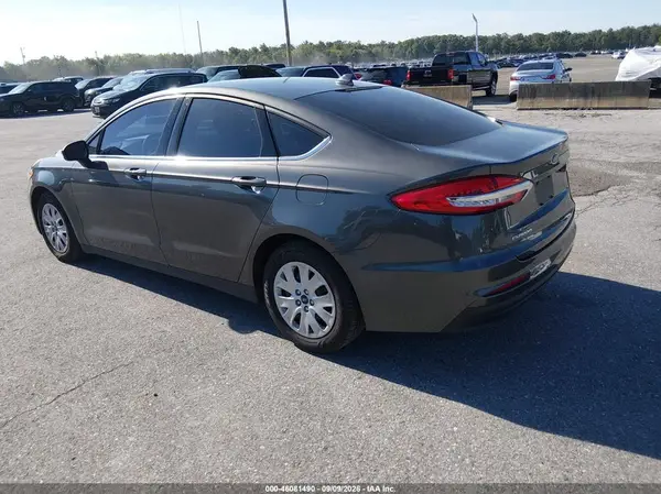 3FA6P0G78LR196725 — 2020 Ford Fusion, фото 3 с аукциона IAAI 05.10.2026, Естественный износ