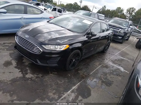 3FA6P0HDXLR122050 — 2020 Ford Fusion, фото 2 с аукциона IAAI, Правый бок