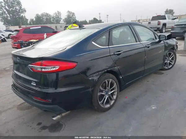 3FA6P0CD1LR177896 — 2020 Ford Fusion, фото 4 с аукциона IAAI 14.10.2026, Передняя часть