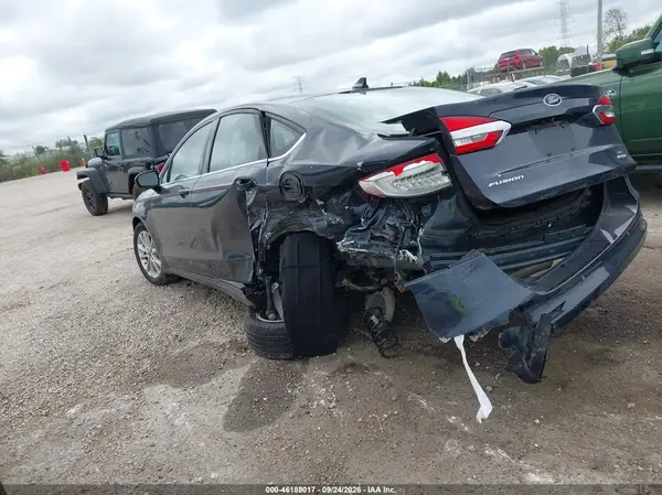 3FA6P0HD0LR228068 — 2020 Ford Fusion, фото 3 с аукциона IAAI, Задняя часть