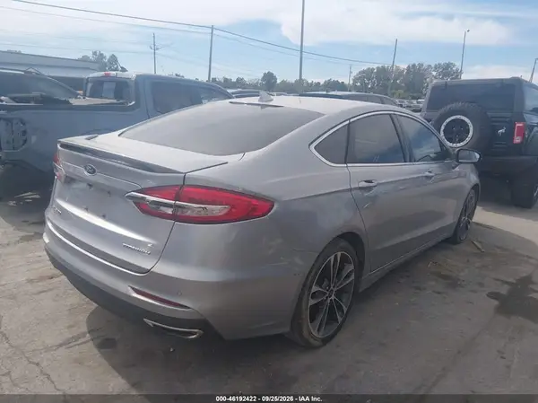 3FA6P0D98LR203050 — 2020 Ford Fusion, фото 4 с аукциона IAAI 13.10.2026, Угон