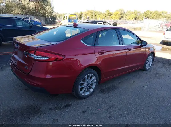 3FA6P0LUXLR190193 — 2020 Ford Fusion, фото 4 с аукциона IAAI, Задняя часть слева