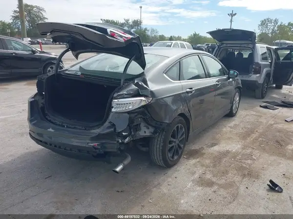 3FA6P0HD8LR162031 — 2020 Ford Fusion, фото 4 с аукциона IAAI, Задняя часть