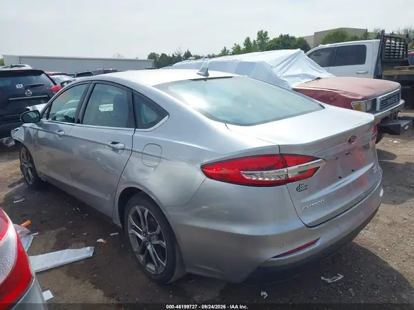 3FA6P0CDXLR175077 — 2020 Ford Fusion, фото 3 с аукциона IAAI, Биологическая или химическая опасность