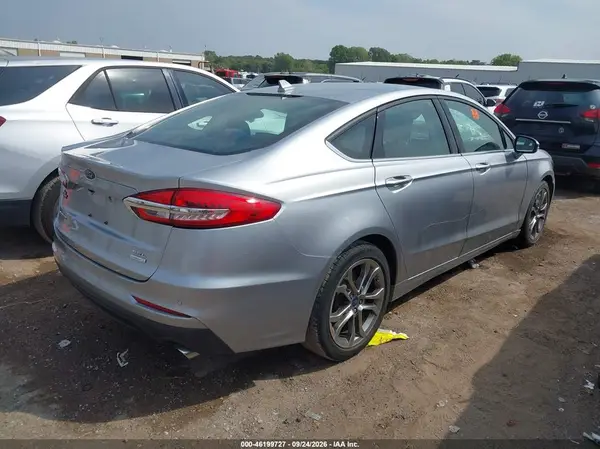 3FA6P0CDXLR175077 — 2020 Ford Fusion, фото 4 с аукциона IAAI, Биологическая или химическая опасность