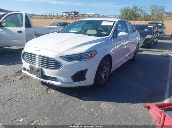 3FA6P0CD7LR207581 — 2020 Ford Fusion, фото 2 с аукциона IAAI, Задняя часть слева