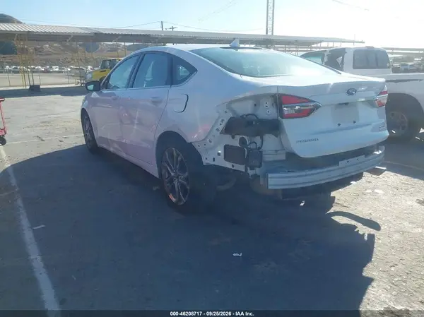 3FA6P0CD7LR207581 — 2020 Ford Fusion, фото 3 с аукциона IAAI, Задняя часть слева