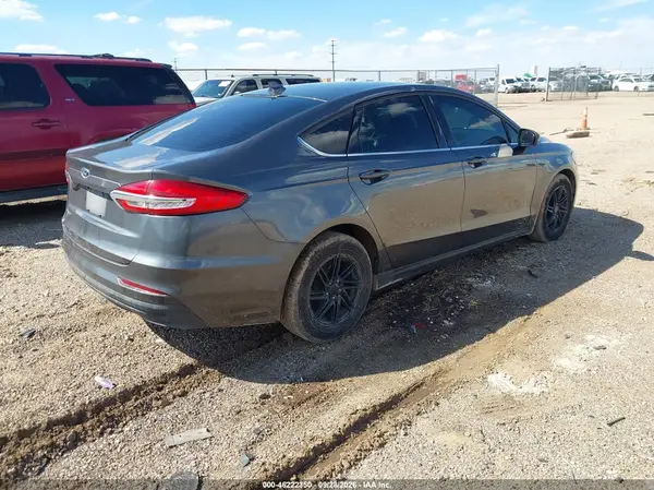 3FA6P0G75LR168896 — 2020 Ford Fusion, фото 4 с аукциона IAAI, Левый бок