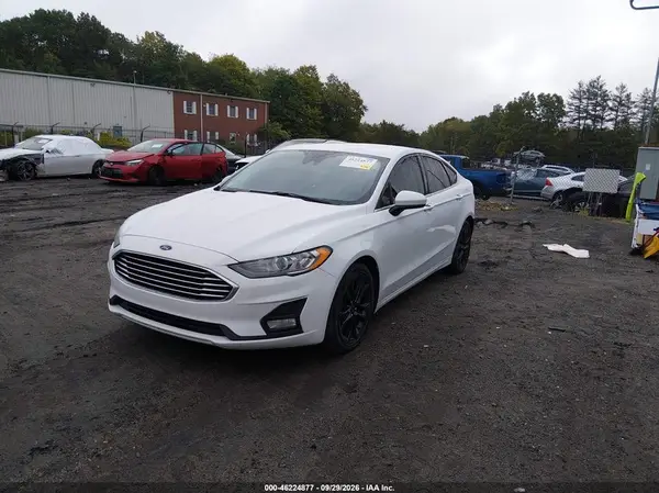 3FA6P0HD5LR104247 — 2020 Ford Fusion, фото 2 с аукциона IAAI, Задняя часть