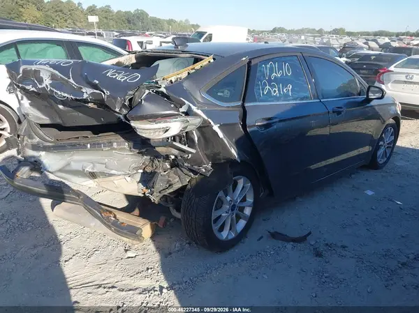 3FA6P0HD2LR122169 — 2020 Ford Fusion, фото 4 с аукциона IAAI, Задняя часть