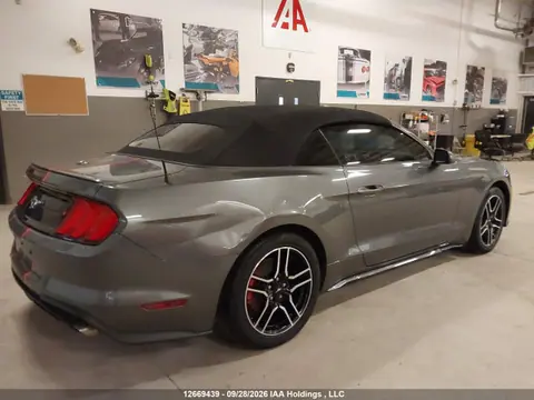 2021 Ford Mustang Convertible VIN 1FATP8UH4M5129834 фото 4