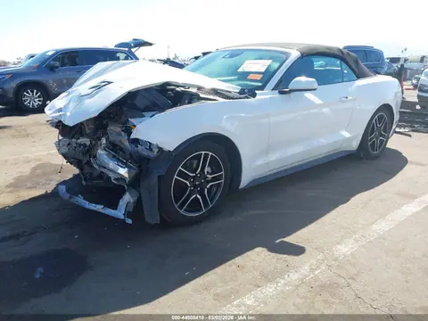2022 Ford Mustang Ecoboost Premium VIN 1FATP8UH0N5106858 фото 2