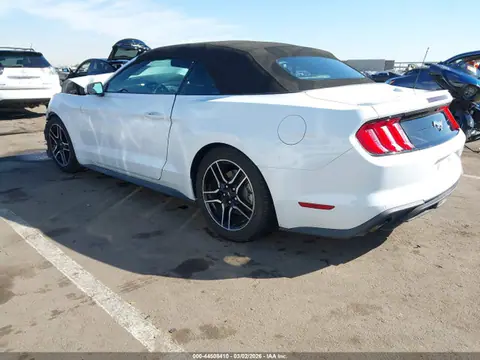 2022 Ford Mustang Ecoboost Premium VIN 1FATP8UH0N5106858 фото 3