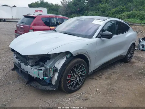 2022 Ford Mustang Mach-e Gt VIN 3FMTK4SX8NMA38505 фото 2