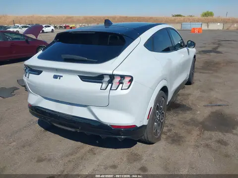 2022 Ford Mustang Mach-e Gt VIN 3FMTK4SE9NMA07424 фото 4