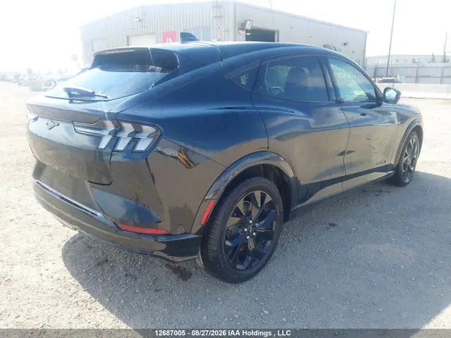 3FMTK3SU0PMA38999 — 2023 Ford Mustang Mach-E Premium, фото 4 с аукциона IAAI 14.10.2026, Угон