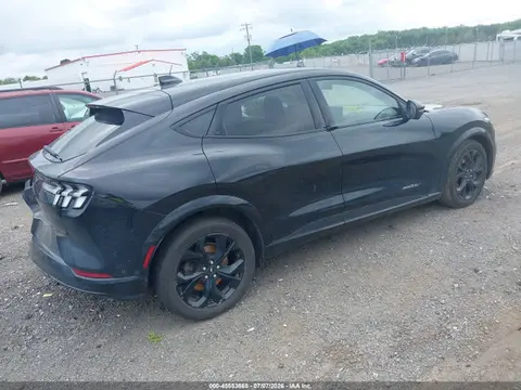 2023 Ford Mustang Mach-e Premium VIN 3FMTK3SU4PMA83976 фото 4