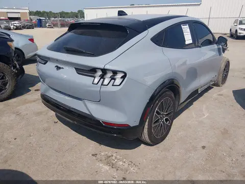 2024 Ford Mustang Mach-e Premium VIN 3FMTK3R76RMA34717 фото 4