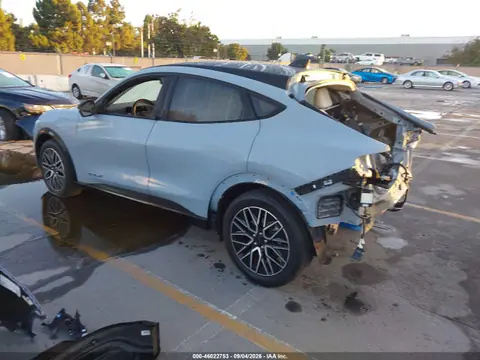2024 Ford Mustang Mach-e Premium VIN 3FMTK3R72RMA41714 фото 3