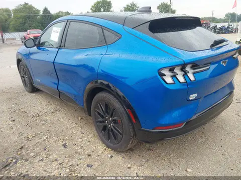 2025 Ford Mustang Mach-e Premium VIN 3FMTK3SU0SMA52779 фото 3