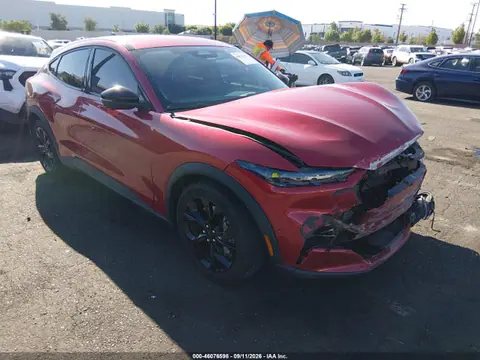 3FMTK1R48RMA53876 — 2024 Ford Mustang Mach-E Select, Передняя часть (Front & Rear), фото до ремонта