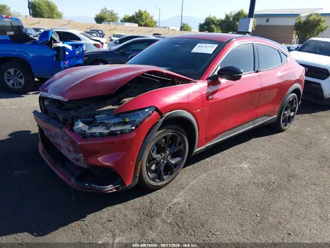 2024 Ford Mustang Mach-e Select VIN 3FMTK1R48RMA53876 фото 2
