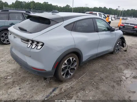 2025 Ford Mustang Mach-e Select VIN 3FMTK1R44SMA15826 фото 4