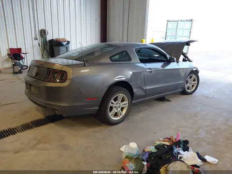 2014 Ford Mustang V6 VIN 1ZVBP8AM4E5204926 фото 4