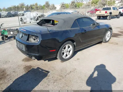 2014 Ford Mustang V6 VIN 1ZVBP8EM4E5267017 фото 4