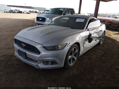 2015 Ford Mustang V6 VIN 1FA6P8AM3F5339701 фото 2