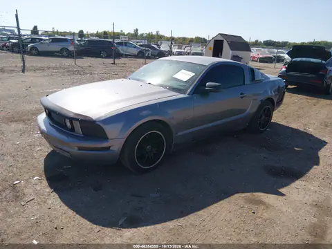 2007 Ford Mustang V6 Deluxe/V6 Premium VIN 1ZVFT80N275369688 фото 3