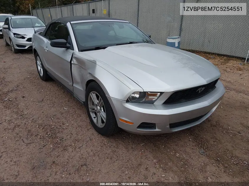 1ZVBP8EM7C5254551 — 2012 Ford Mustang, фото 2 с аукциона IAAI, Передняя часть слева