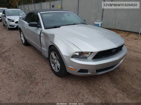 1ZVBP8EM7C5254551 — 2012 Ford Mustang, Передняя часть слева, фото до ремонта