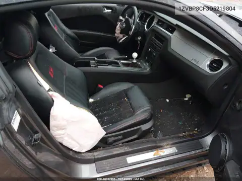 1ZVBP8CF3D5219804 — 2013 Ford Mustang, Передняя часть, фото до ремонта