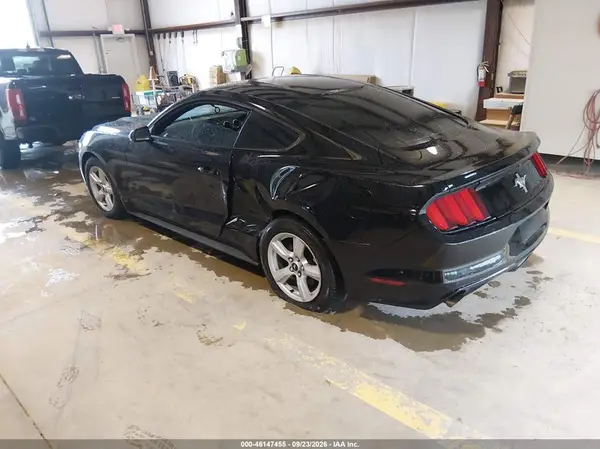 1FA6P8AM6G5255390 — 2016 Ford Mustang, фото 3 с аукциона IAAI, Левый бок