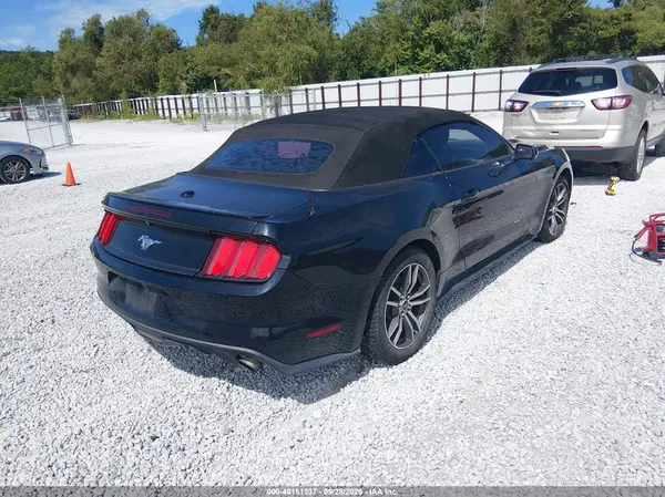 1FATP8UH4G5274876 — 2016 Ford Mustang, фото 4 с аукциона IAAI, Механические повреждения