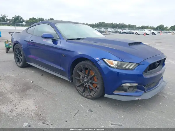 1FA6P8CF8G5277468 — 2016 Ford Mustang, Повреждение двигателя (Engine Damage), фото до ремонта